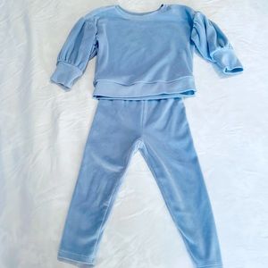 ❌SOLD❌Toddler Girls clothing bundle! 2T 3T